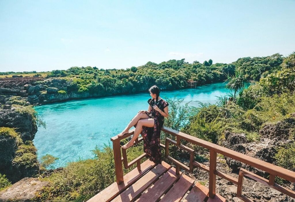 Bali - Sumba island ( 5D/4N ) lake weekuri scenery from top of cliff